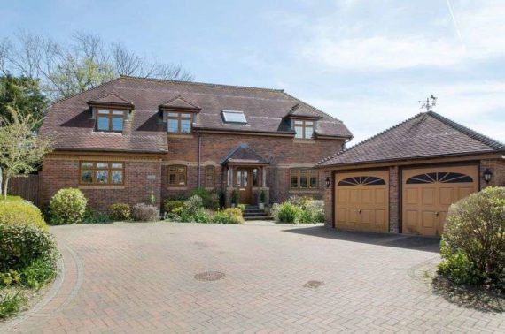 5 Bedroom Detached
